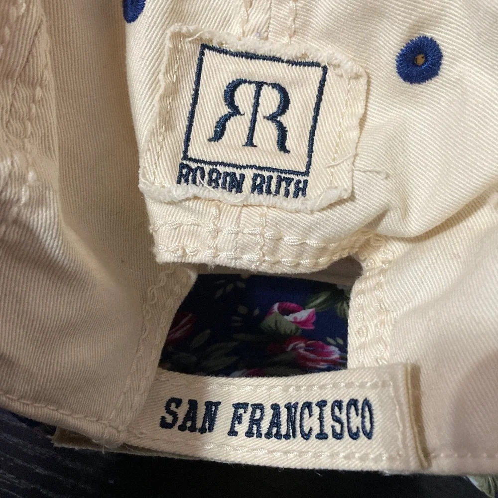 Robin Ruth‎ San Francisco Floral Hat - Cream and Blue